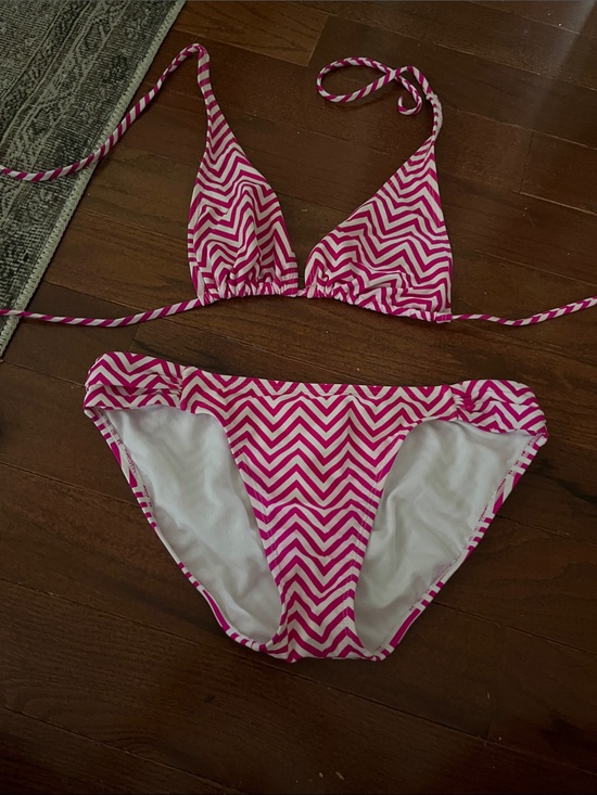 Old Navy Other - Pink old navy Chevron String Bikini Set